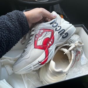 Gucci WOMENS sneakers